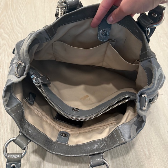 Coach Signature Madison Satchel Bag - Picture 9 of 10